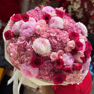 Bouquet of hydrangeas, and garden spray roses